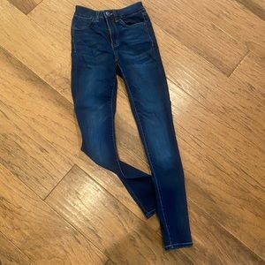 Size 1 skinny jeggings